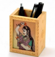 Wooden Pen Stand